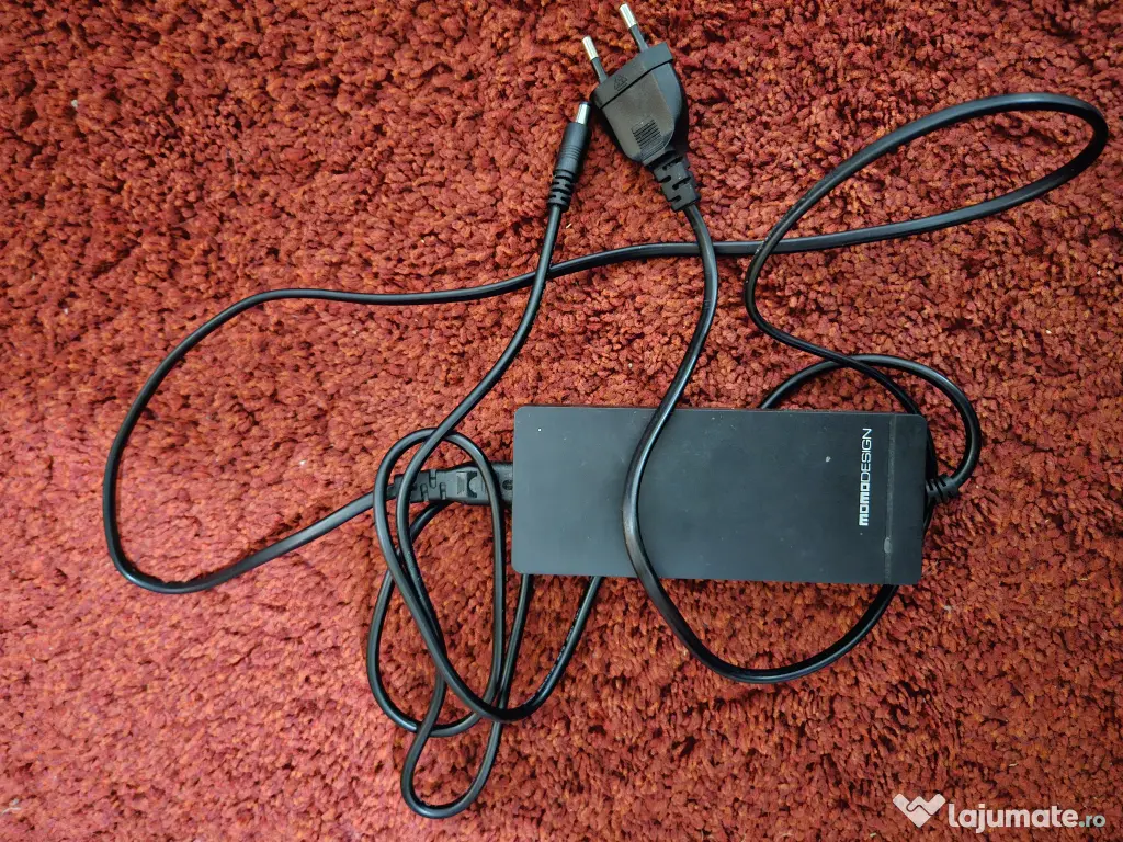 Trotineta electronica Momodesign