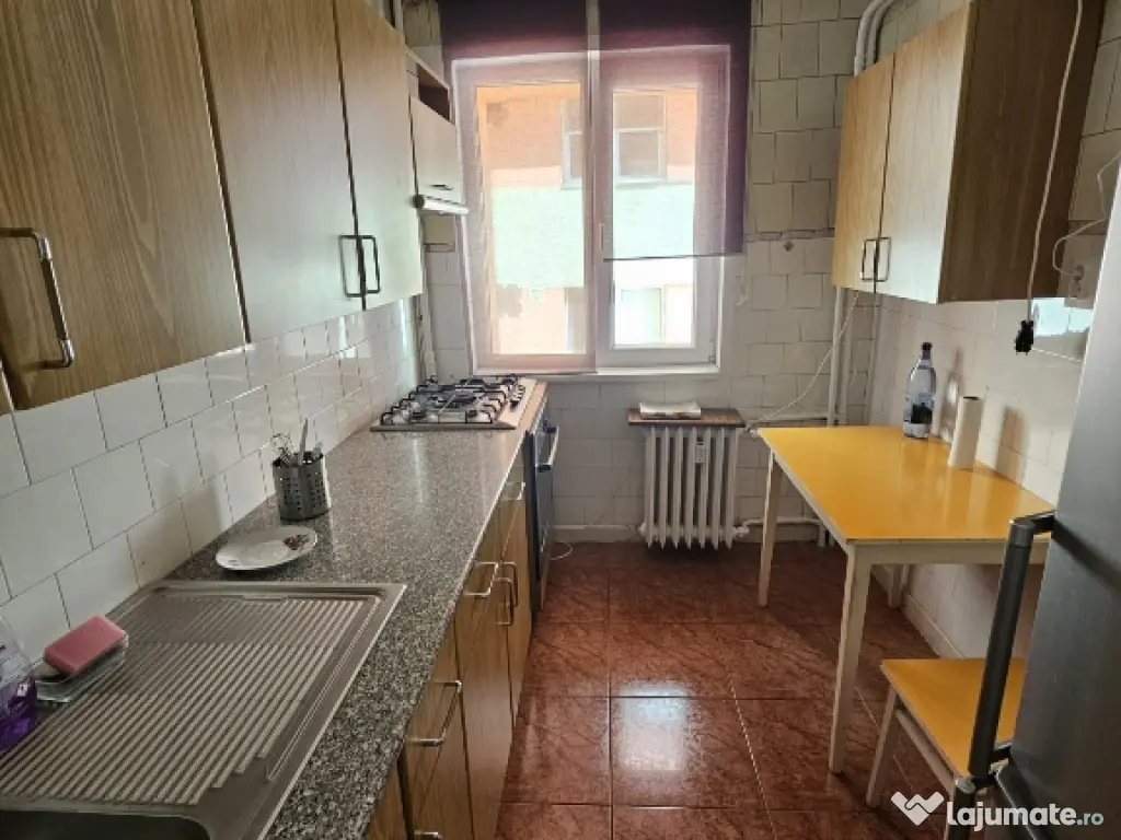 apartament de inchiriat la gura metroului Piata Iancului