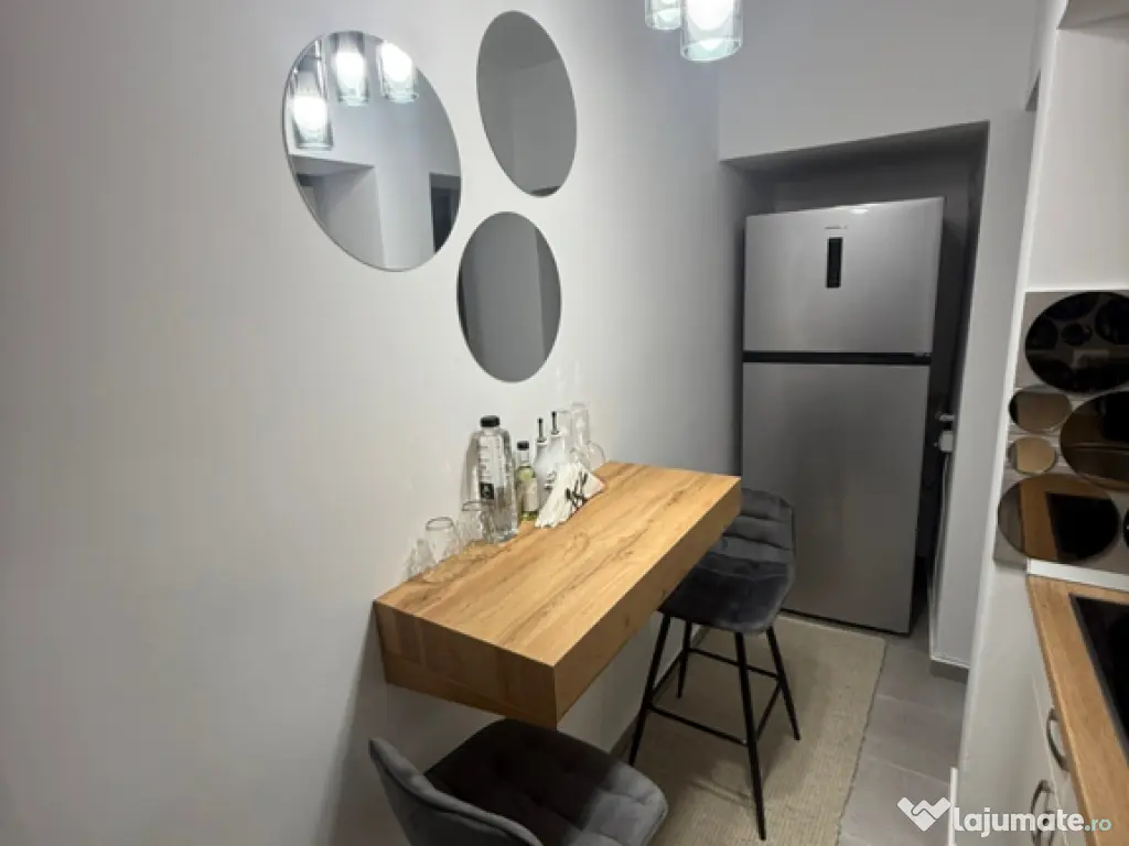 vând mobilier living