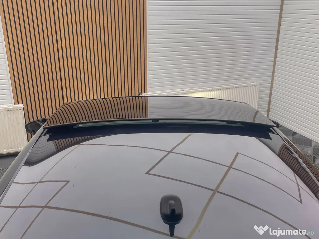 VW PASSAT CC , 2.0 TDI . 146 000 Km Reali . Trapa mare , Bi-Xenon .