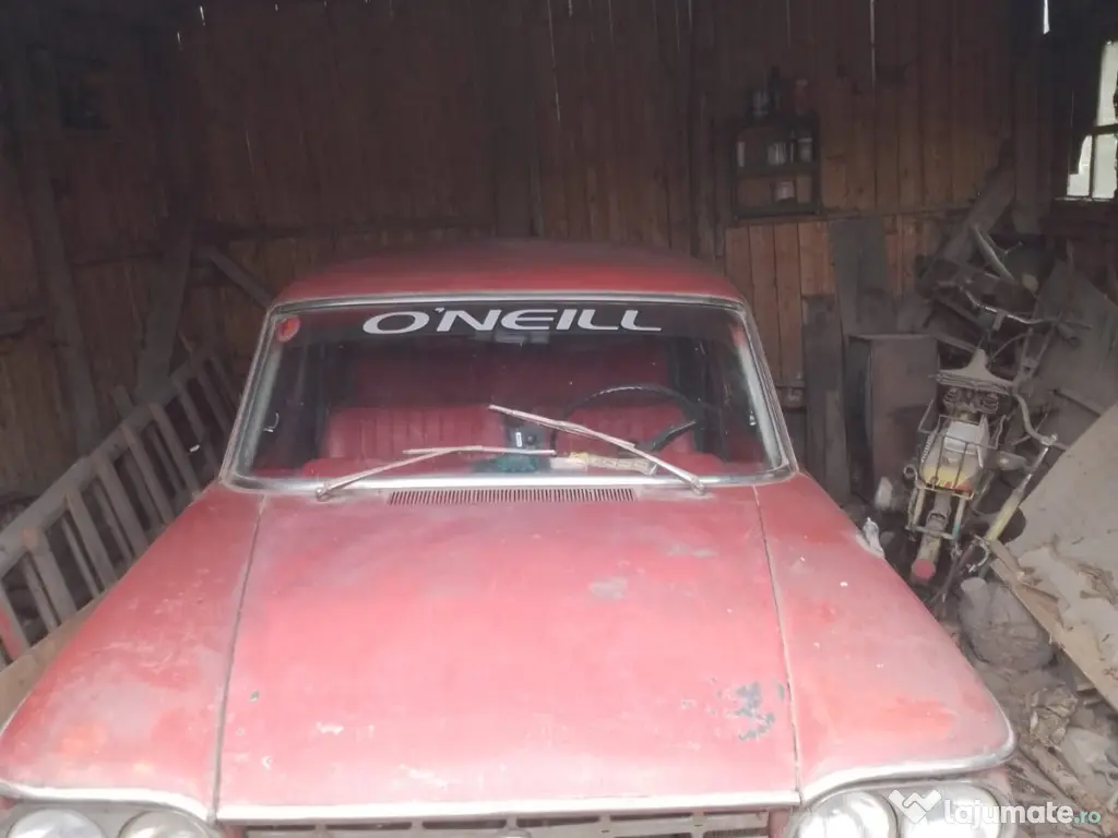 Vând fiat1300 în anul1966,radiat, nefuncțional. 