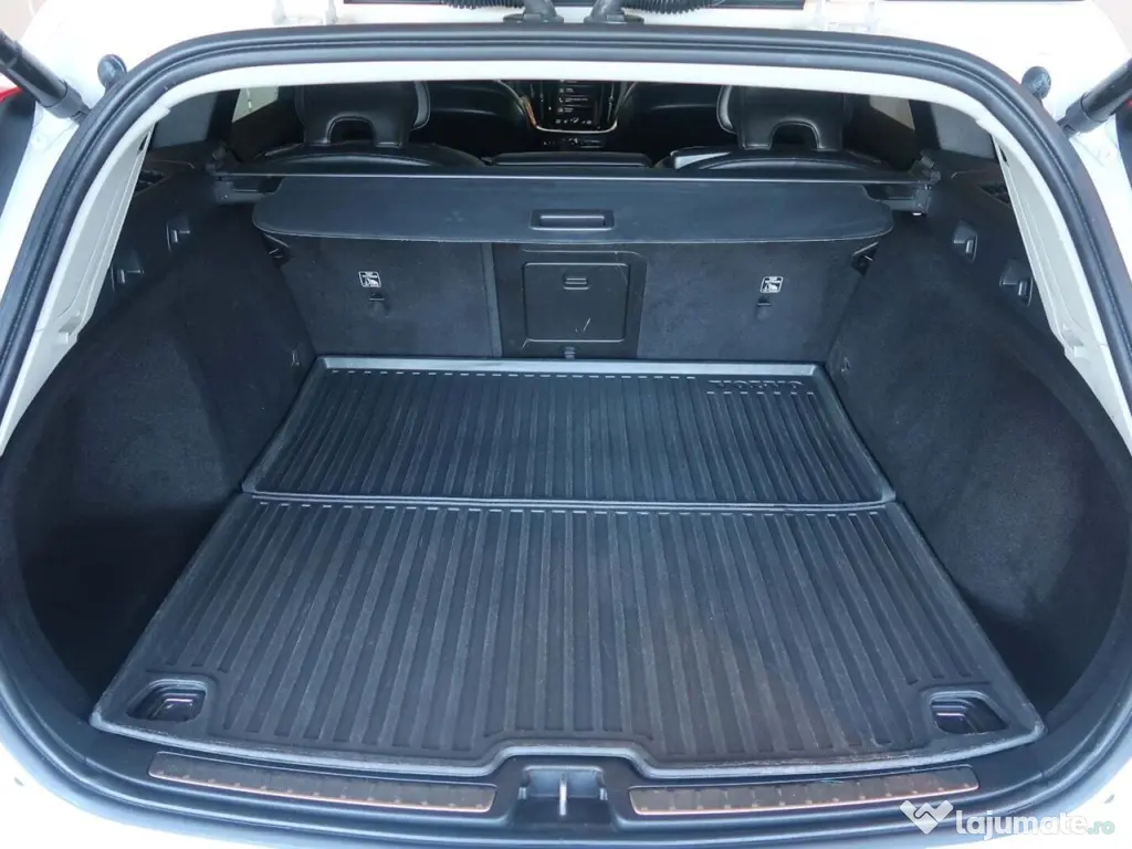 VOLVO V60 2019 AUTOMATA D4 140KW