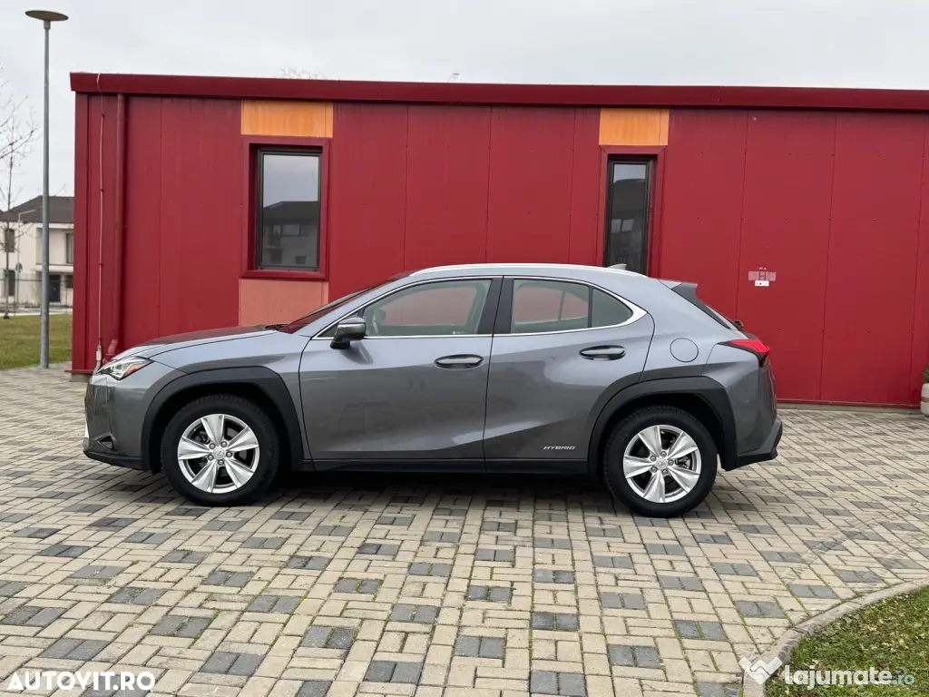 Lexus UX 250h Business Edition- Fcatura-Garantie-Revizie-Test baterie 