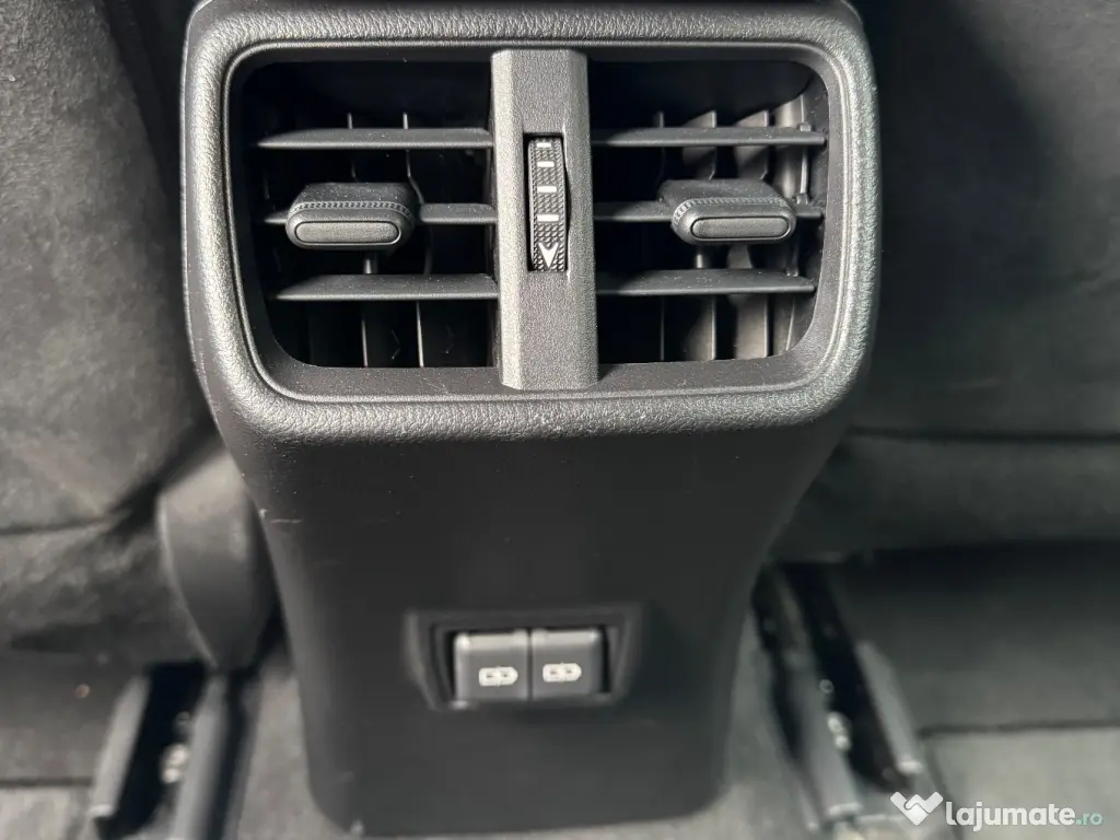 Lexus UX 250h Business Edition- Fcatura-Garantie-Revizie-Test baterie 