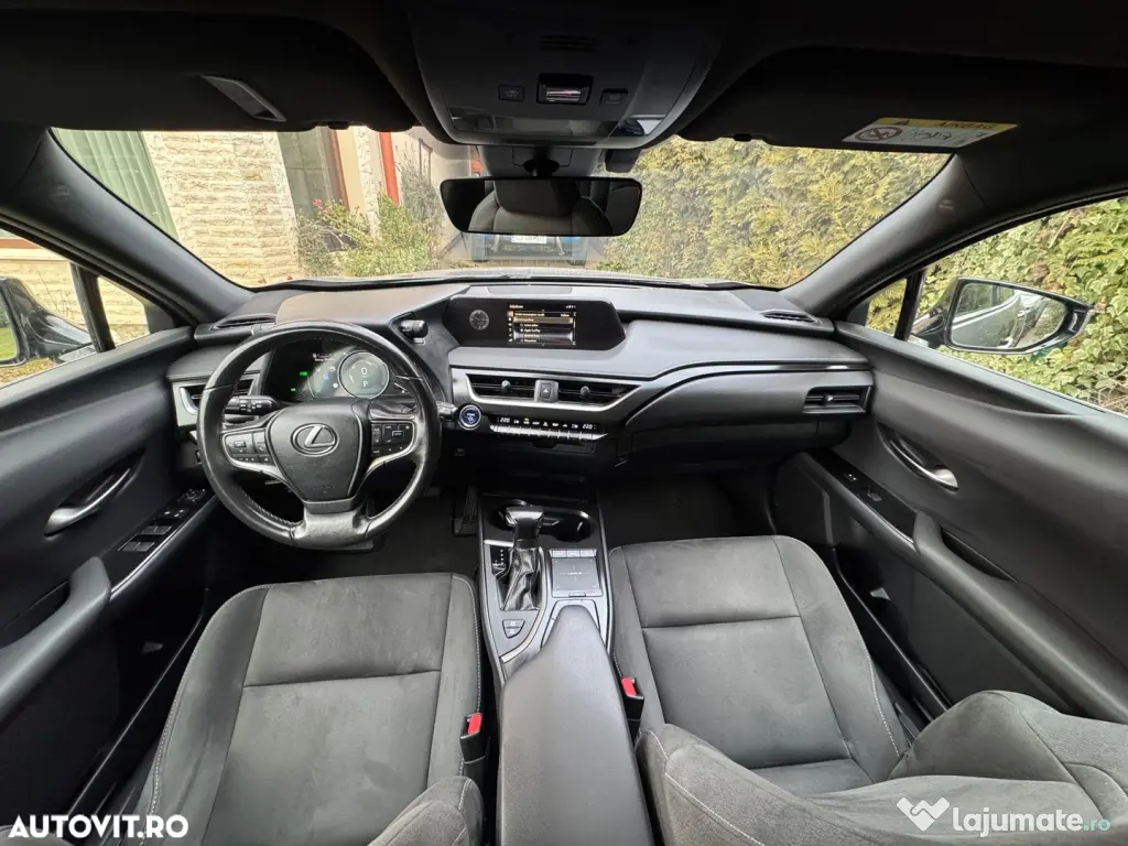 Lexus UX 250h Business Edition- Fcatura-Garantie-Revizie-Test baterie 