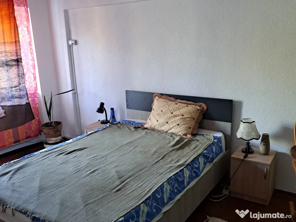 Apartament ultracentral 3 camere pt inchiriat