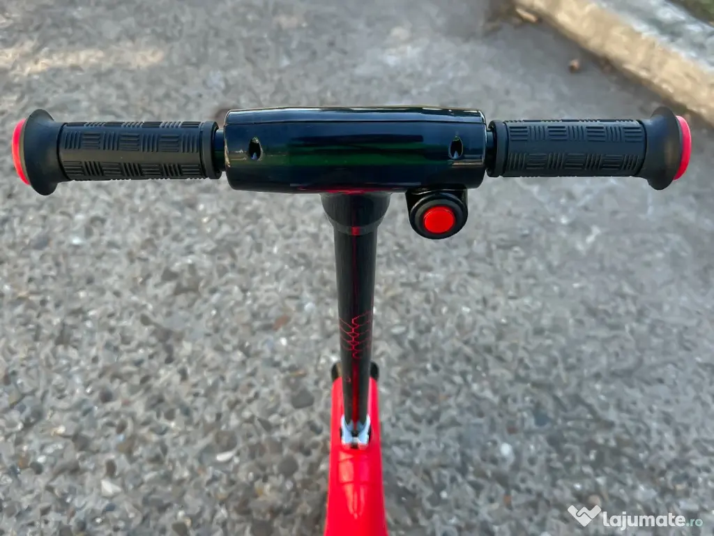 Trotineta electrica Kinderauto BJKL168, 45W, 12V 7Ah roti moi RED