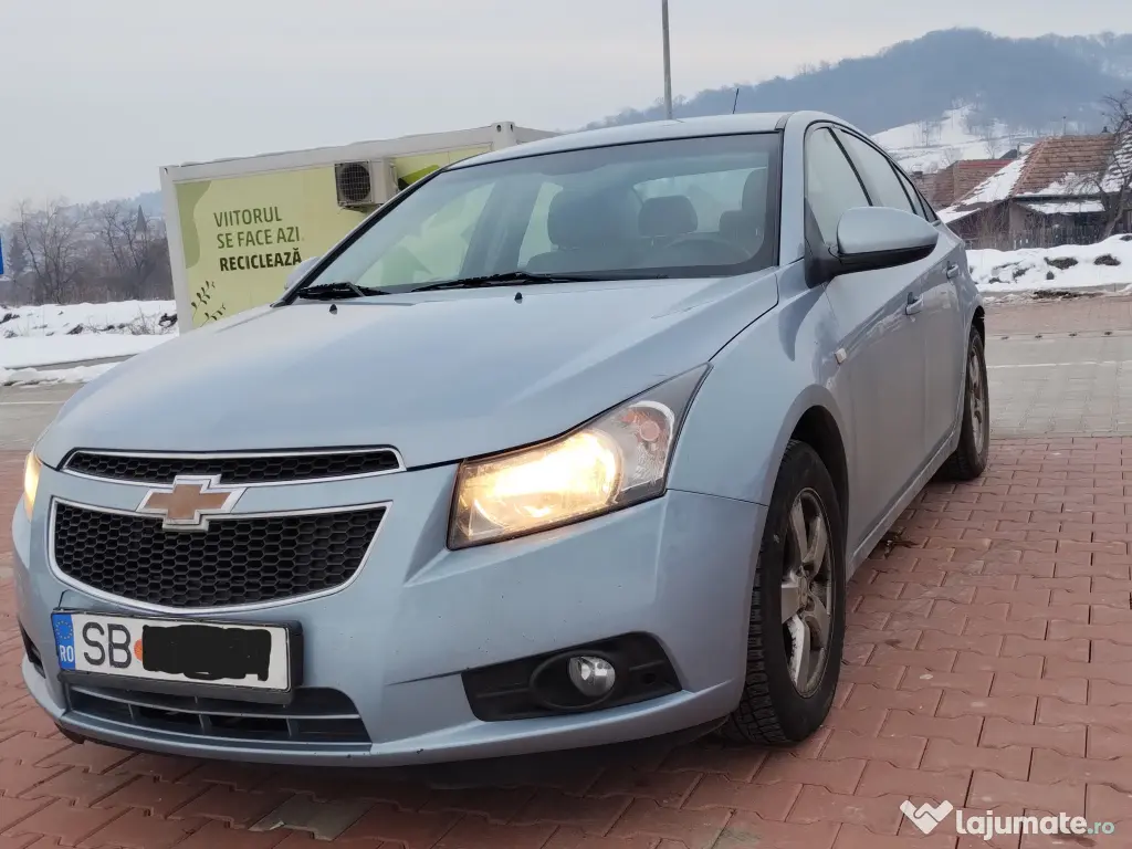 Chevrolet Cruze 1.6 LS functional, avariat parte spate