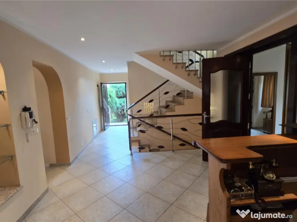 Casa de Lux - in Suceava! De -  0727817187 