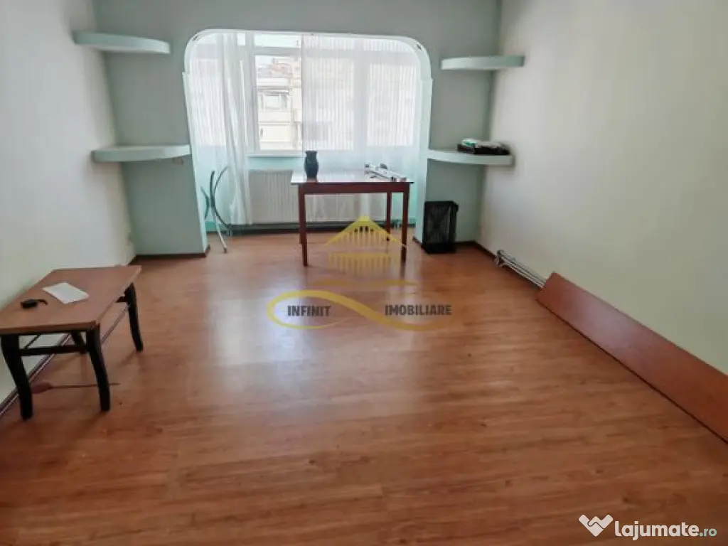 Se vinde apartament ce necesita renovare - 3 CAMERE, 2 BAI