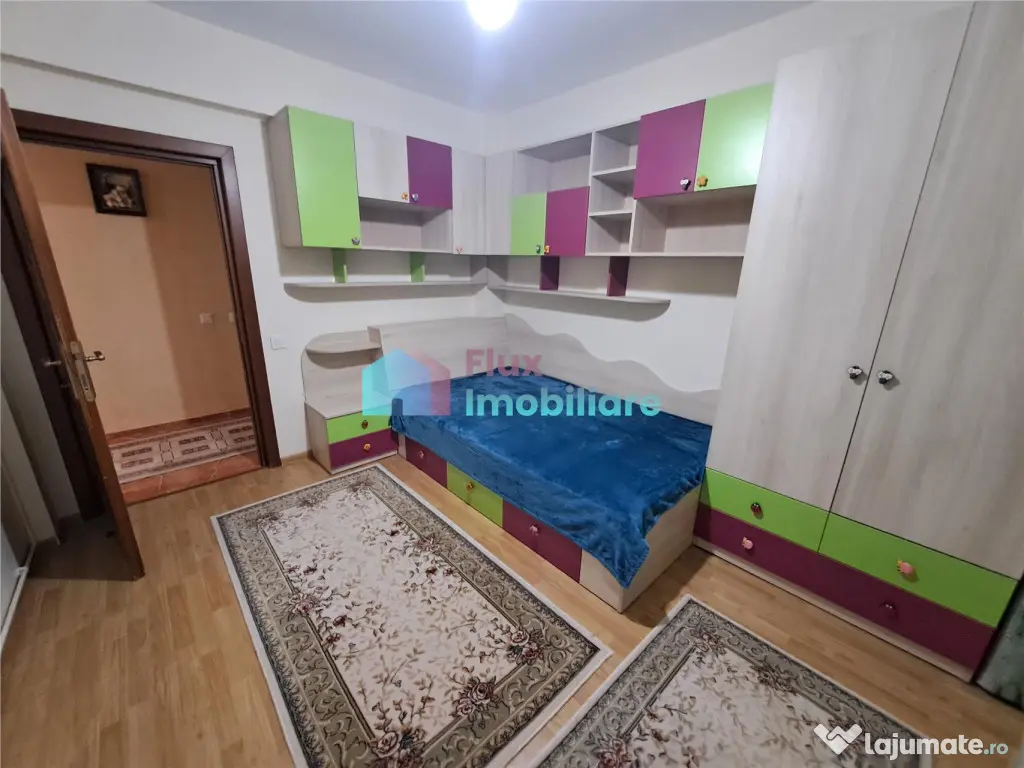 Apartament cu 4 camere G.Enescu etaj 3