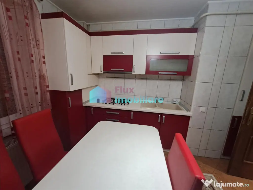 Apartament cu 4 camere G.Enescu etaj 3