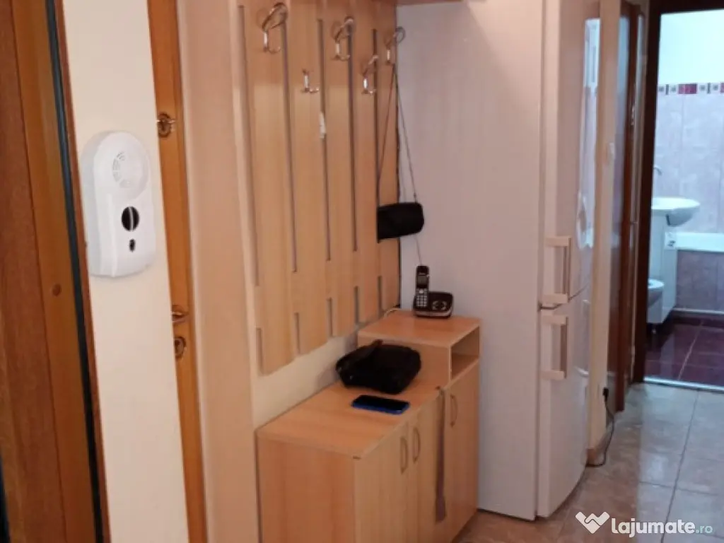 Apartament 2 camere + boxa, Mazepa 2 - direct proprietar 