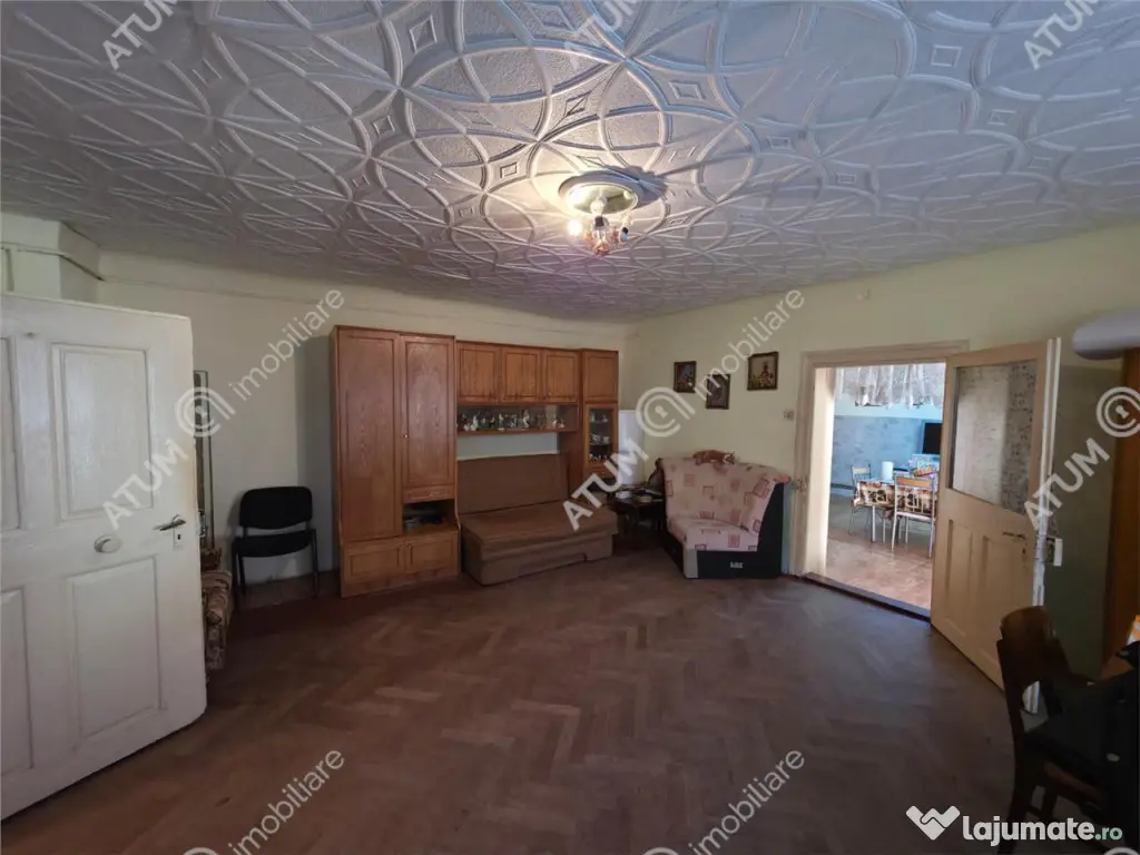 Apartament la casa cu 3 camere in zona Piata Cluj din Sibiu 