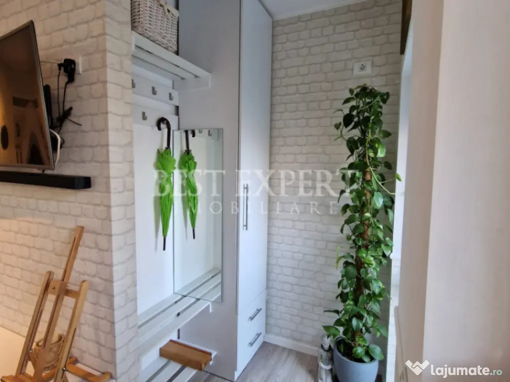 Vilă de vânzare – mobilată și utilată/complex privat 