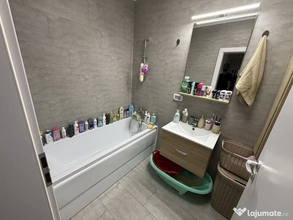 Apartament 2 camere zona Tomis Nord 