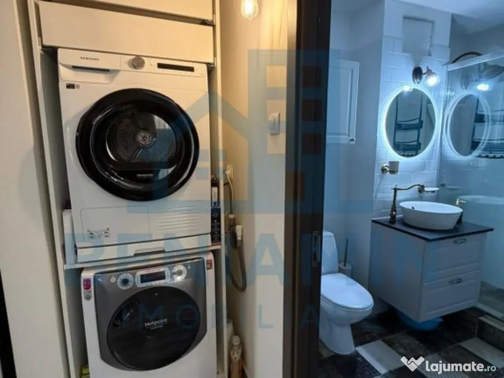 2 Decomandate - Etaj 3 - 52mp - An 1985 - Renovat - Rovine 