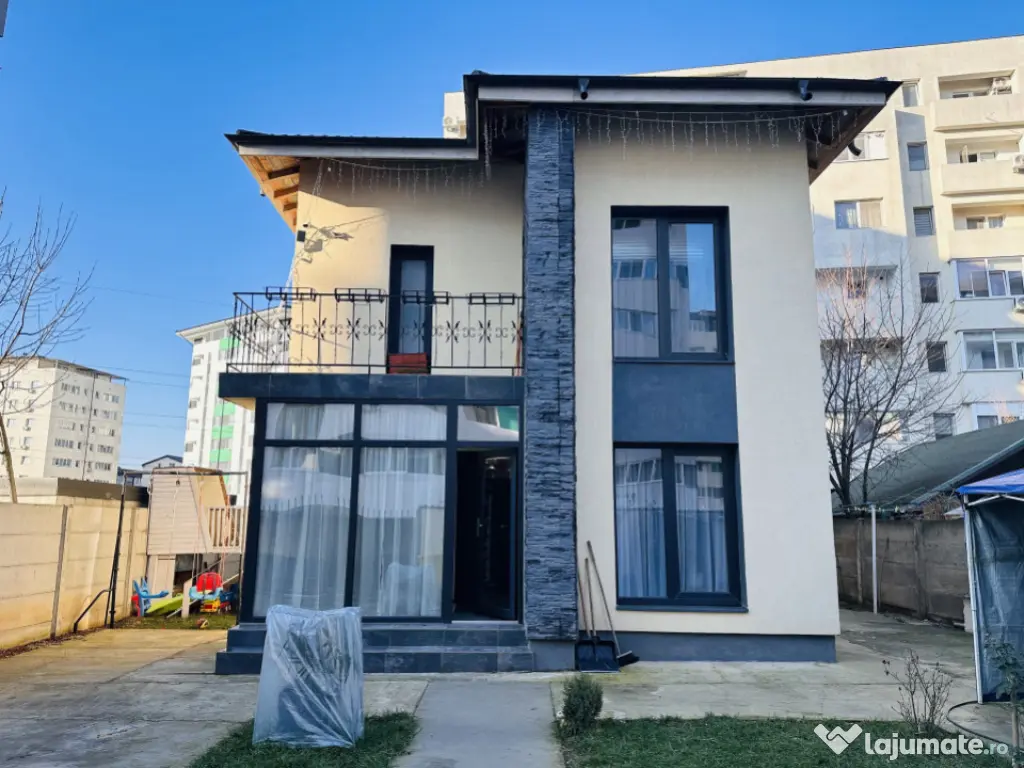 Vila cocheta, individuala, 156 mp construiti, 405 mp teren R