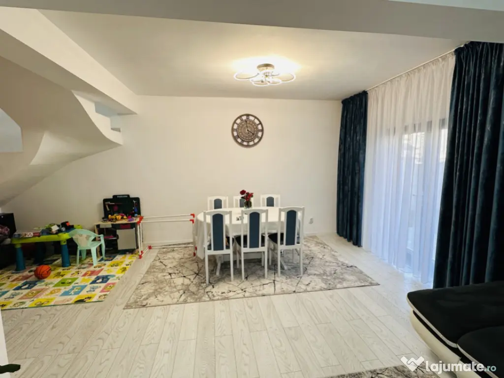 Vila cocheta, individuala, 156 mp construiti, 405 mp teren R