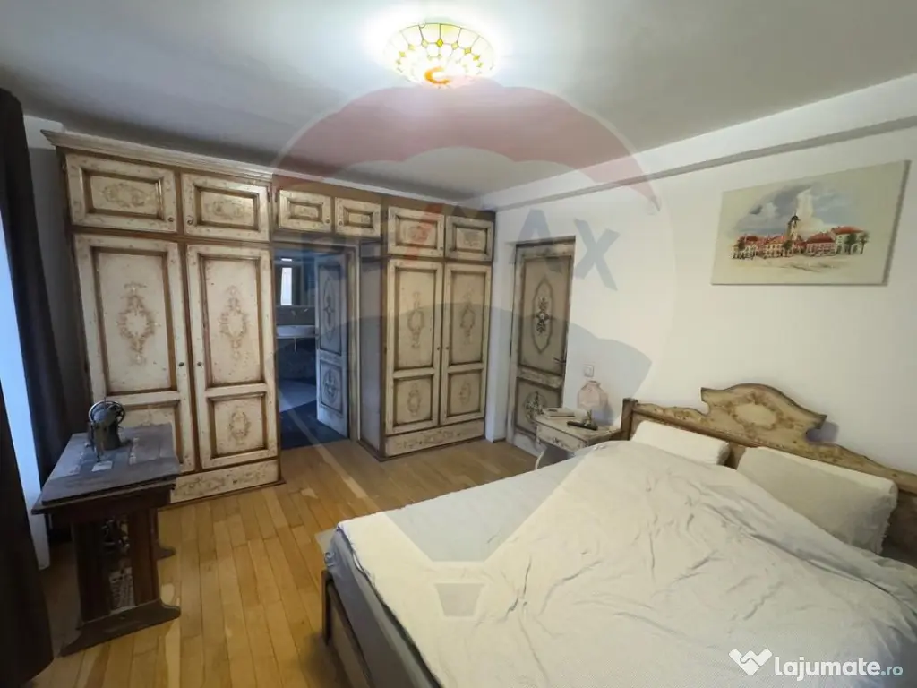 Reședință cu farmec aparte în inima Cisnădioarei 