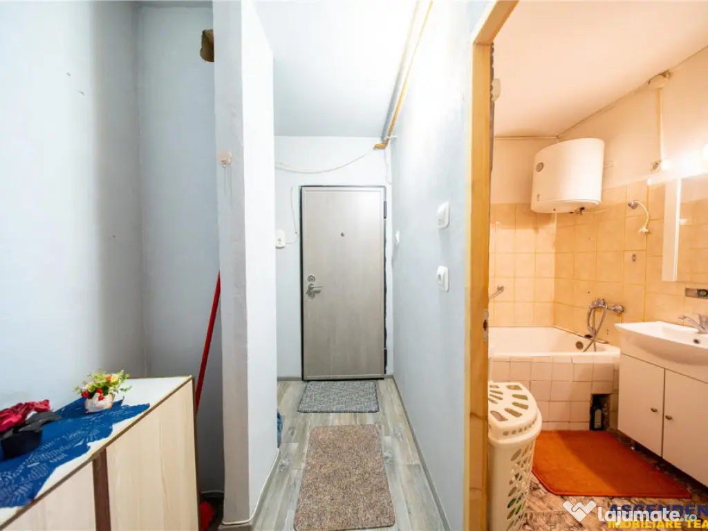 Garsoniera cocheta, apreciabila ariere, Lenin, Sfantu Gheorg 