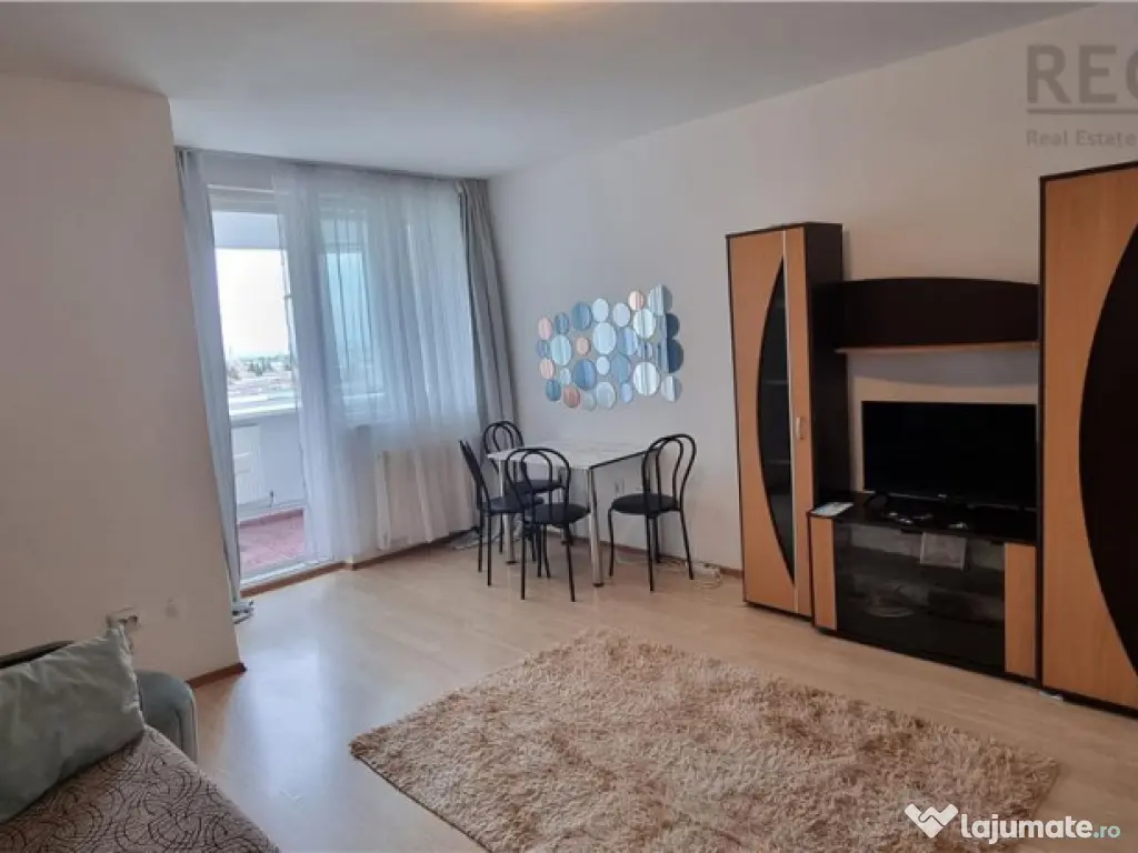 Garsoniera spatioasa 40 mp zona Saturn 