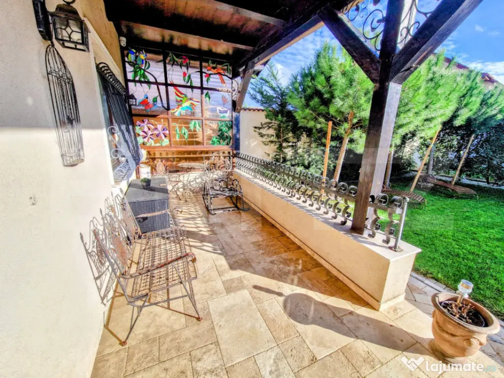 Proprietate Excepțională – Eleganță, Mobilier Unicat,