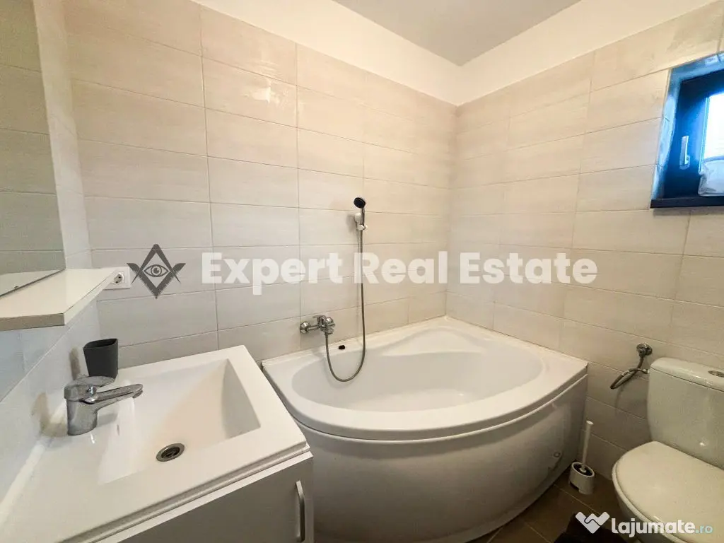 APARTAMENT SPATIOS 3 CAMERE-OTOPENI-CENTRAL 