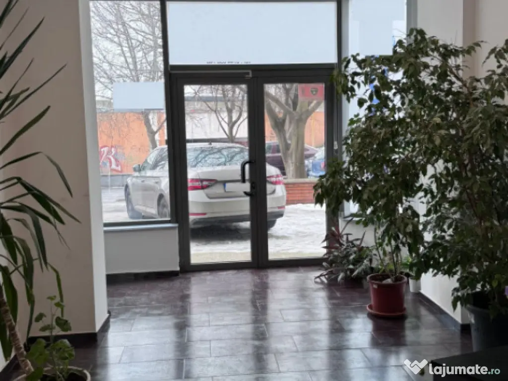 Spatiu comercial de inchiriat, 218mp, in zona Gara - Constan 