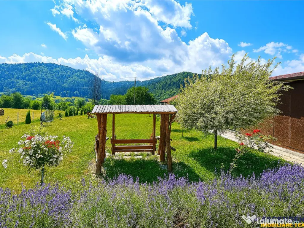 Refugiu pretios:jacuzzi, lemn masiv,2.000 mp teren,4 dormito