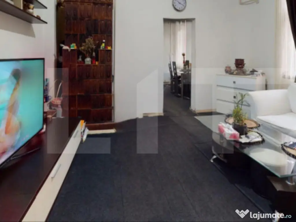 Casă pe parter si etaj + mansarda, 84 mp, Armeneasca