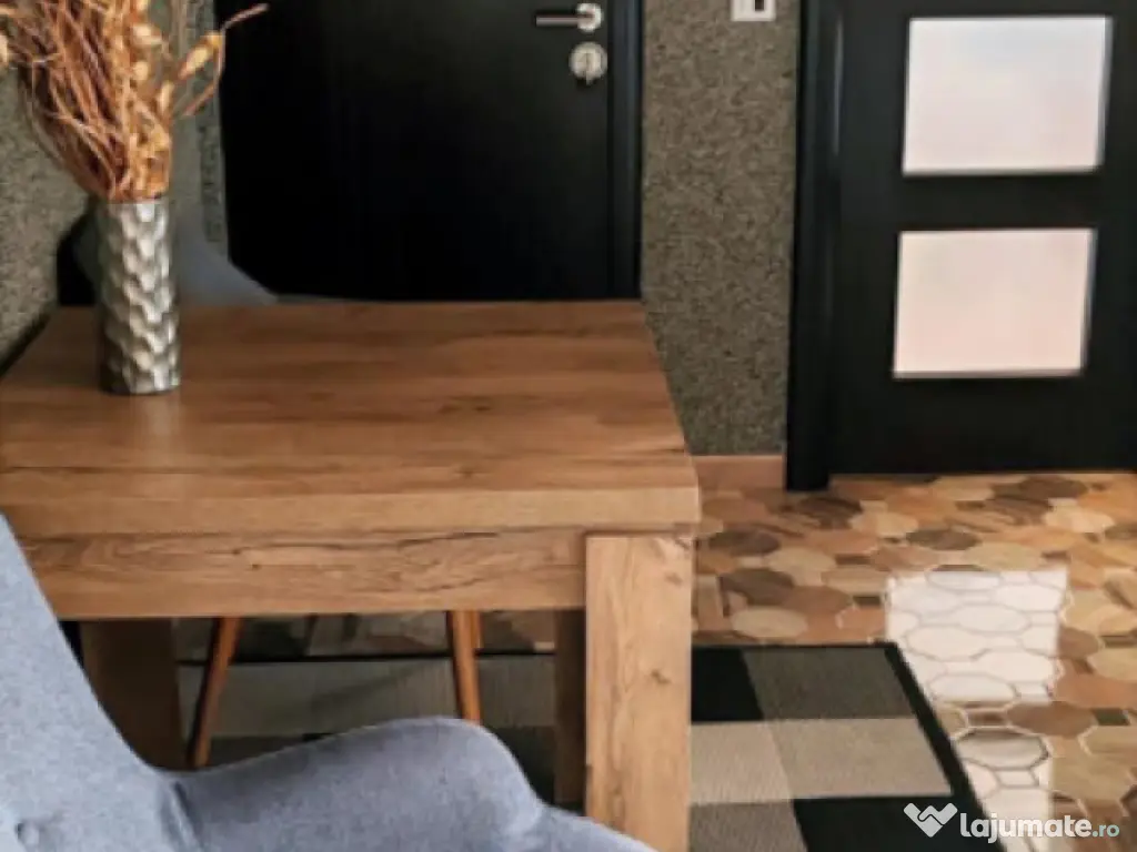 Apartament decomandat 2 camere, etaj intermediar, bloc izola 