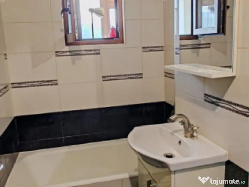 Apartament decomandat 2 camere, etaj intermediar, bloc izola 