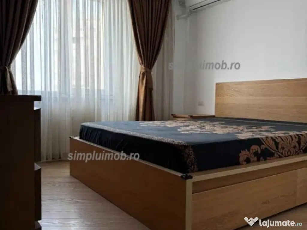 Decomandat Renovat Spatios 4 Camere Colentina