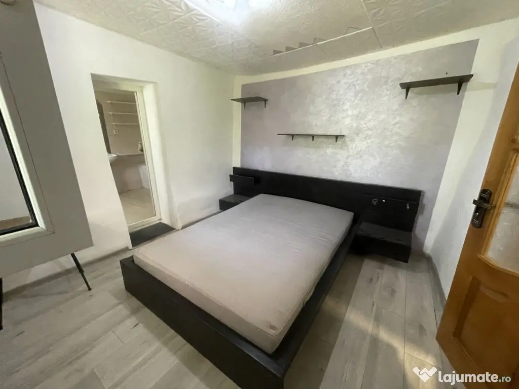 Casa de inchiriat, Micro 17 - curte spatioasa, loc de par... 