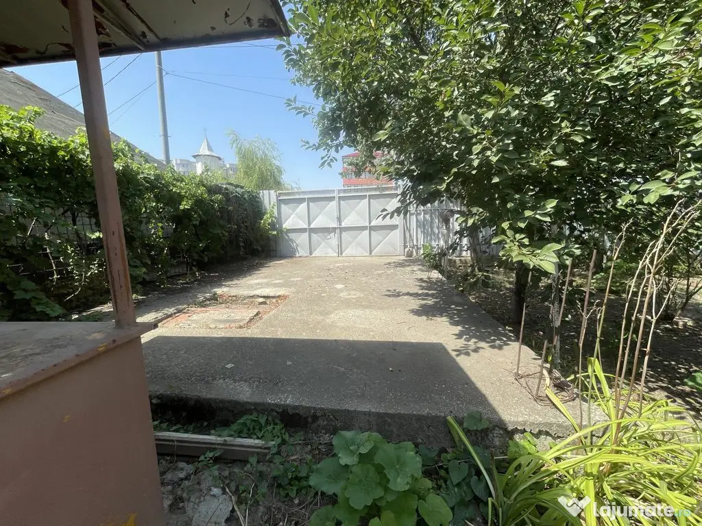 Casa de inchiriat, Micro 17 - curte spatioasa, loc de par... 