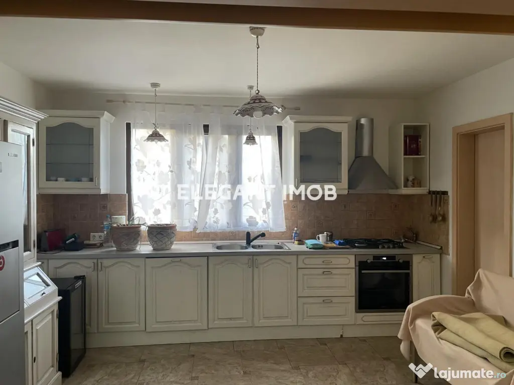 Vila cocheta in Paradisul Verde din Corbeanca