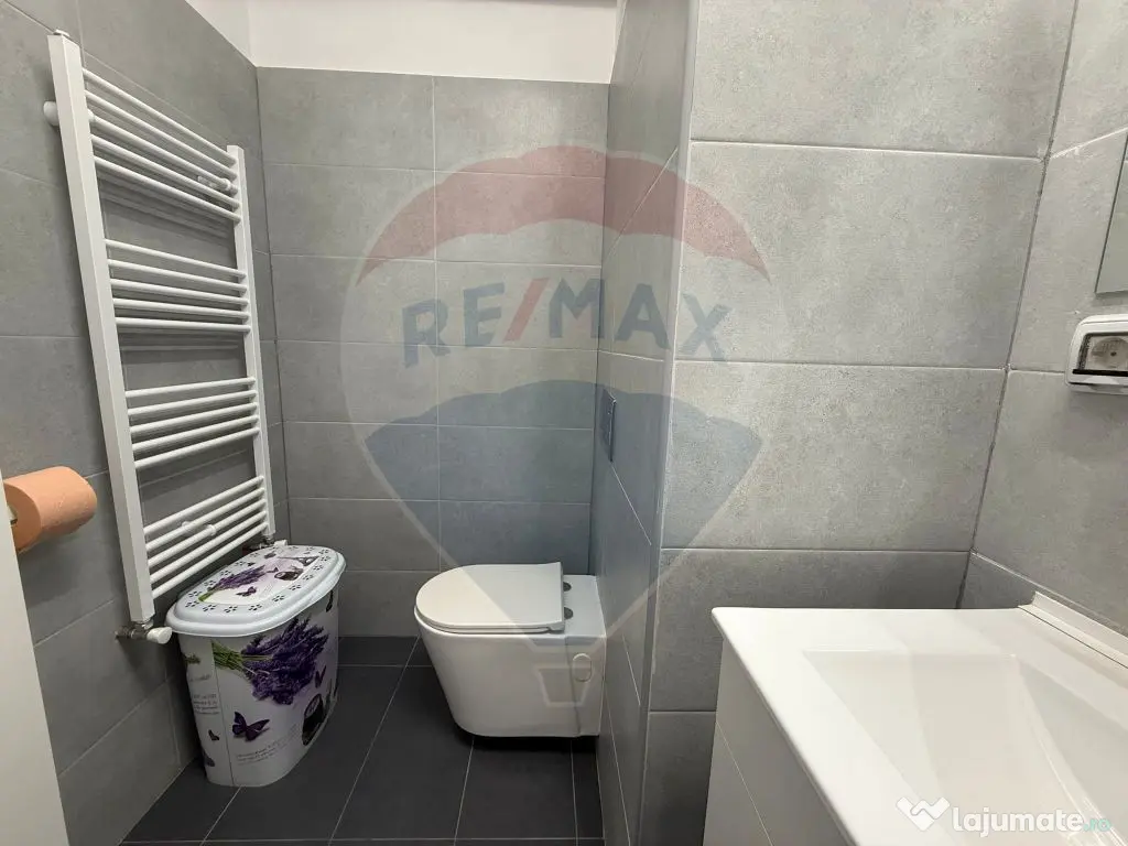 Apartament cu 2 camere de închiriat în zona Rovine 