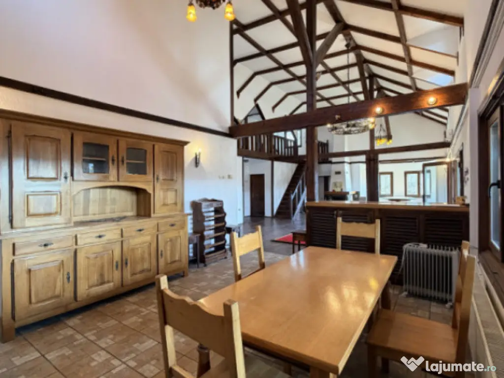 Refugiu Exclusivist Prahova Casa cu 5.2 ha, Panoramă Pârâ