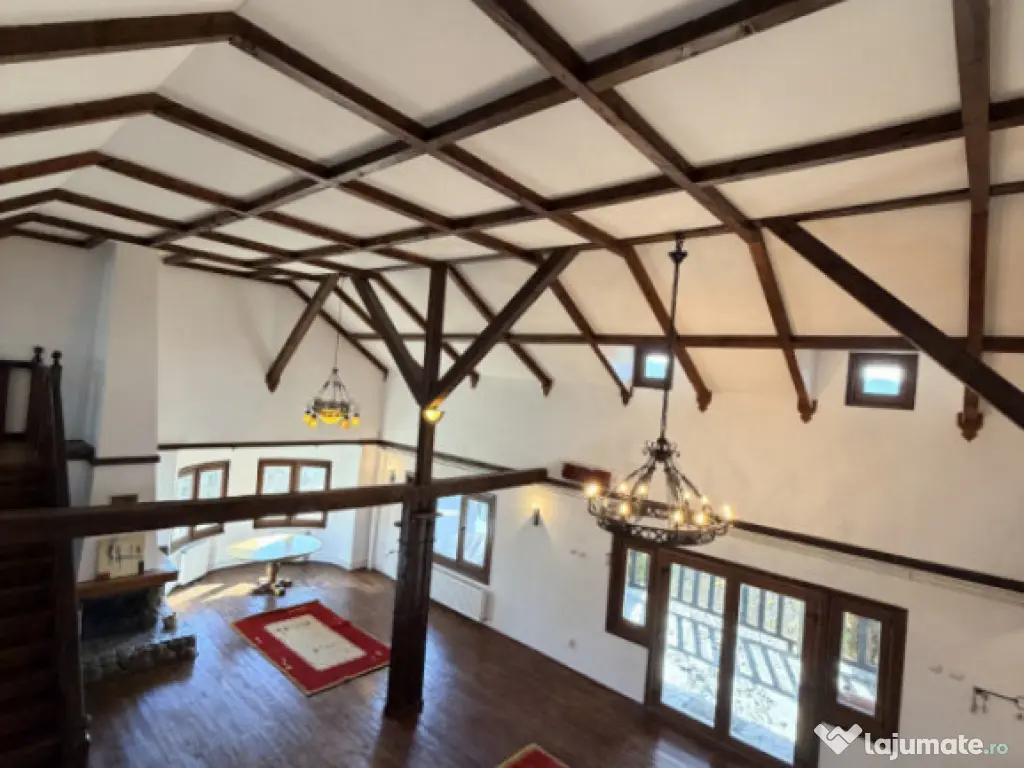 Refugiu Exclusivist Prahova Casa cu 5.2 ha, Panoramă Pârâ