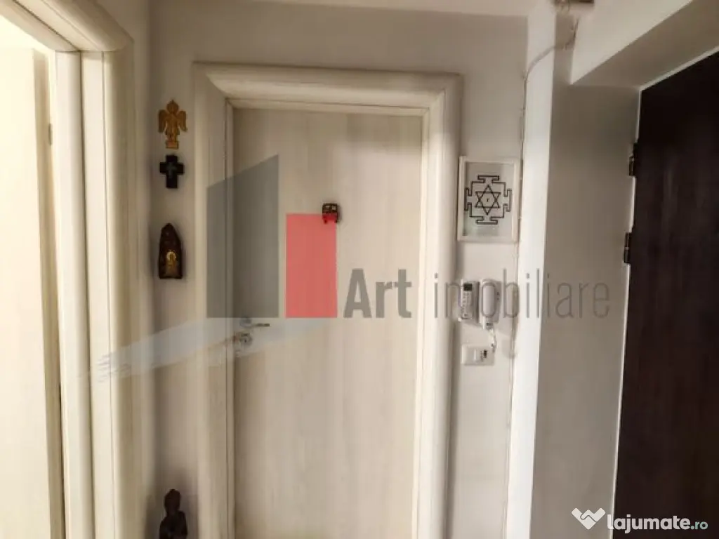 Apartament cu doua camere de vanzare -Pacii-cu centrala-m... 