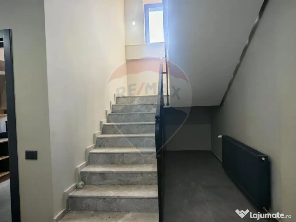 Vila cu 4 camere de vanzare I Corbeanca I Laguna Albastra 