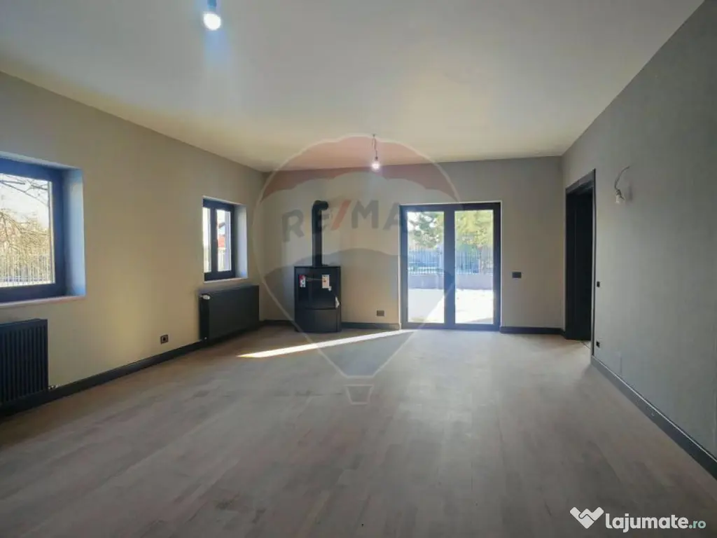 Vila cu 4 camere de vanzare I Corbeanca I Laguna Albastra 