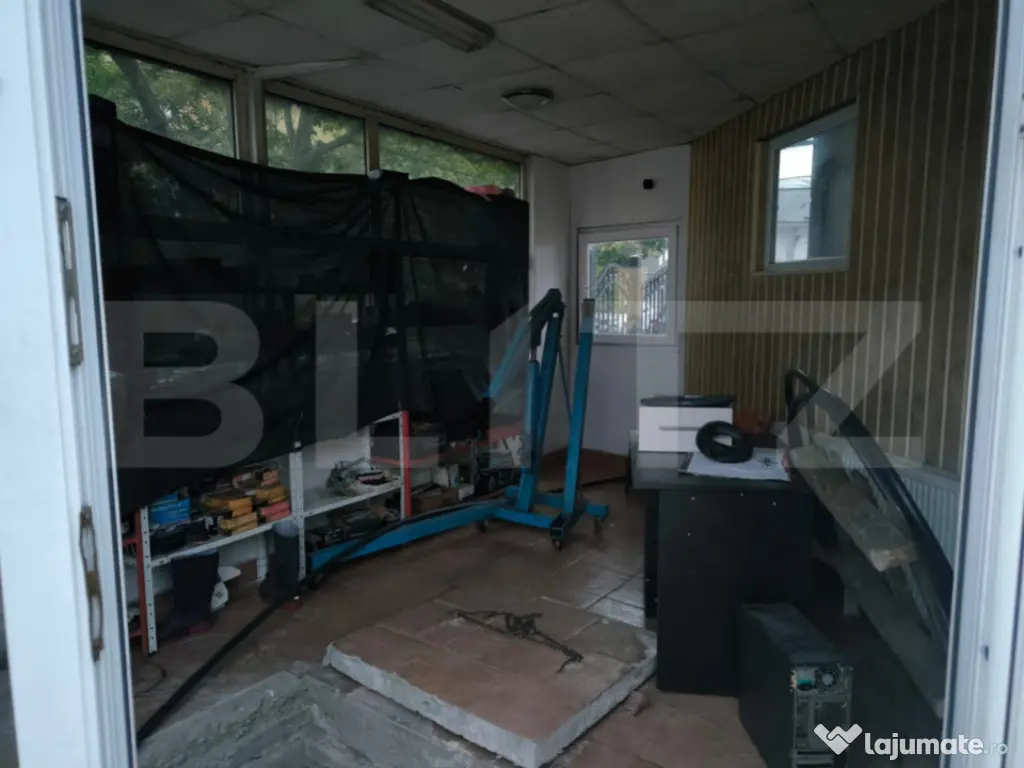 Vila P+2E, 550 mp utili pe 970 mp teren,stradal, zona Gradin