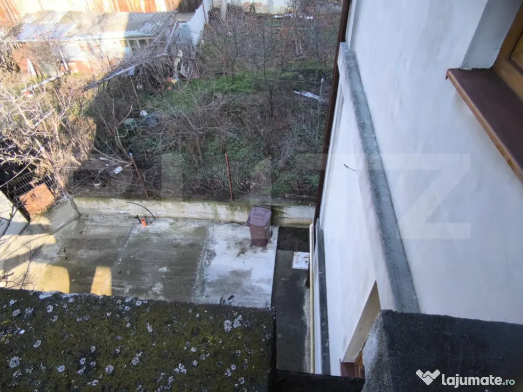 Vila P+2E, 550 mp utili pe 970 mp teren,stradal, zona Gradin