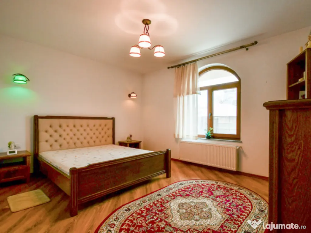 Vila independenta energetic cu teren 427mp pe colt COMISION