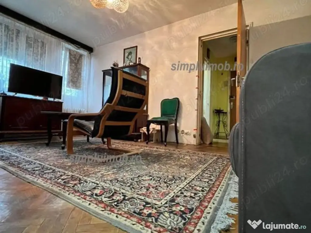 Metrou Dristor, etaj 4 din 8 anvelop, 2 camere