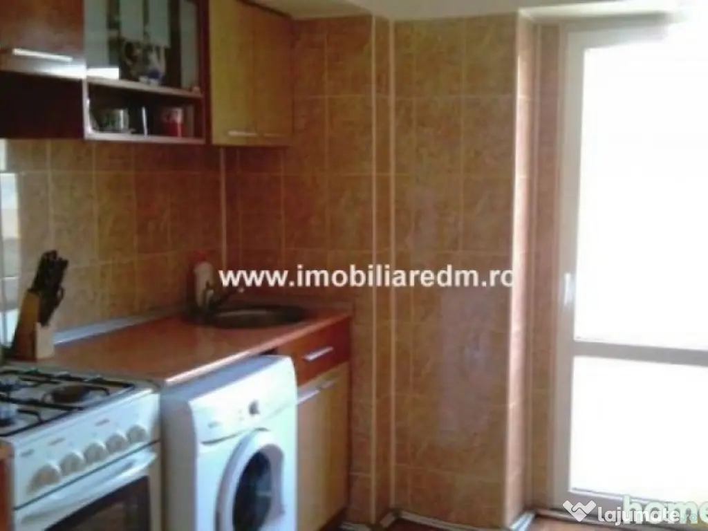 Apartament 3 camere D, 72mp,Pacurari