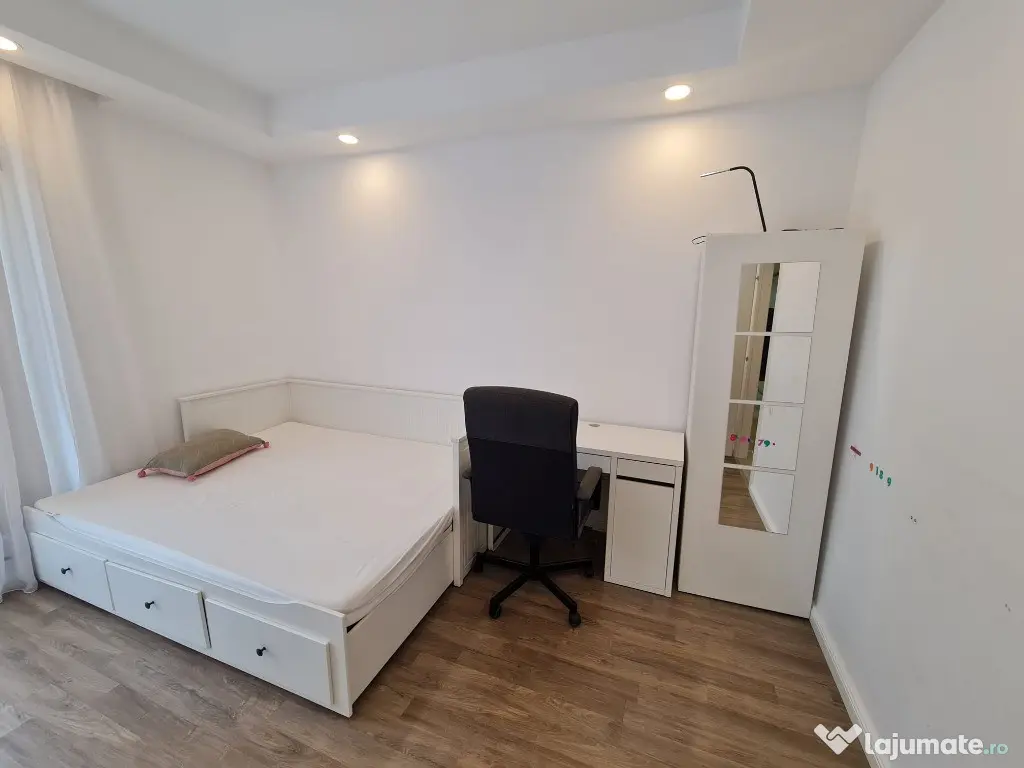 COSMOPOLIS - Apartament 3 camere mobilat si utilat 