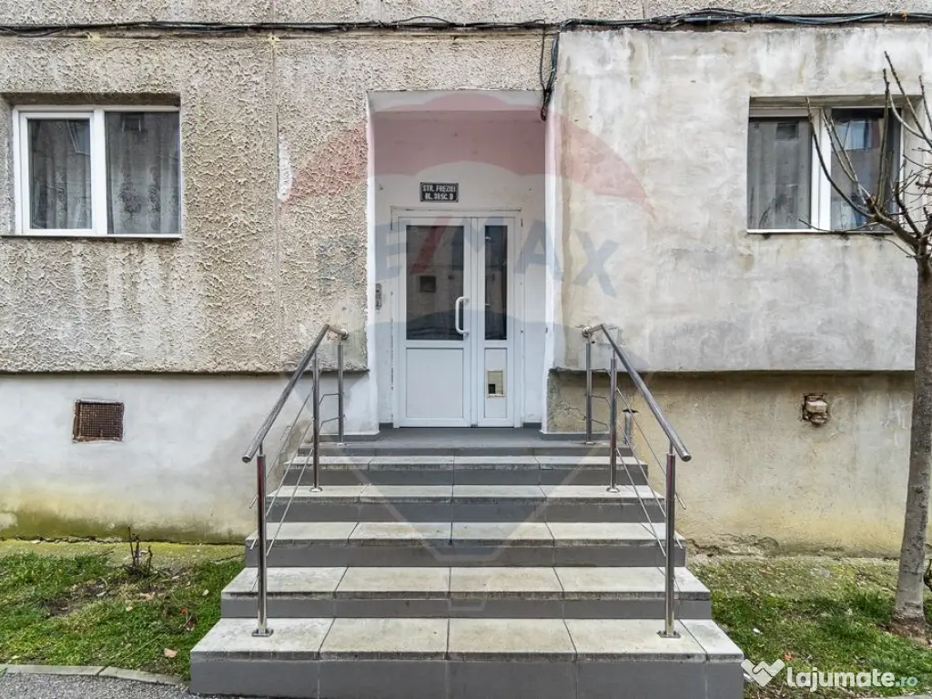 COMISION 0%| APARTAMENT| 2 CAMERE| DECOMANDAT| RENOVAT| Z... 